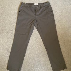 Original Penguin pants. Color: grey Size: 36x32